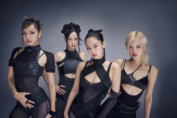<b>블랙핑크</b>, <b>10주년 행사</b> 완전체 <b>참석</b> 확정…로제·리사 불참 없었다