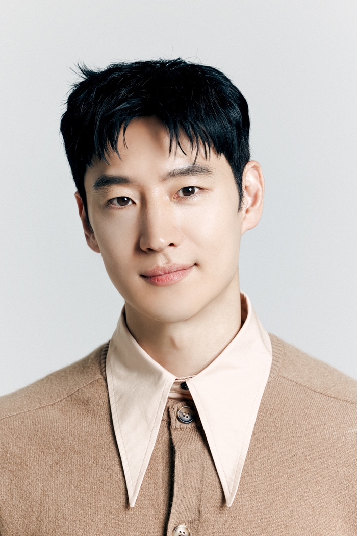 조진웅·이나은 묶은 '이제훈 저주론'? 억지 밈 뒤에 숨은 본질