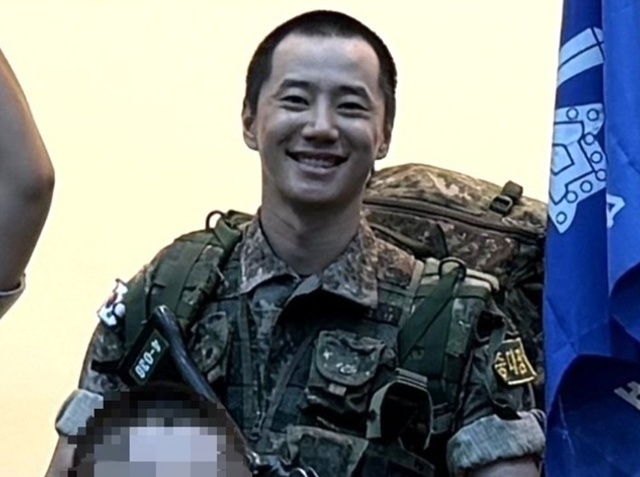 ‘인성 미담’ 이준영, 늠름한 중대장 훈련병 근황 공개