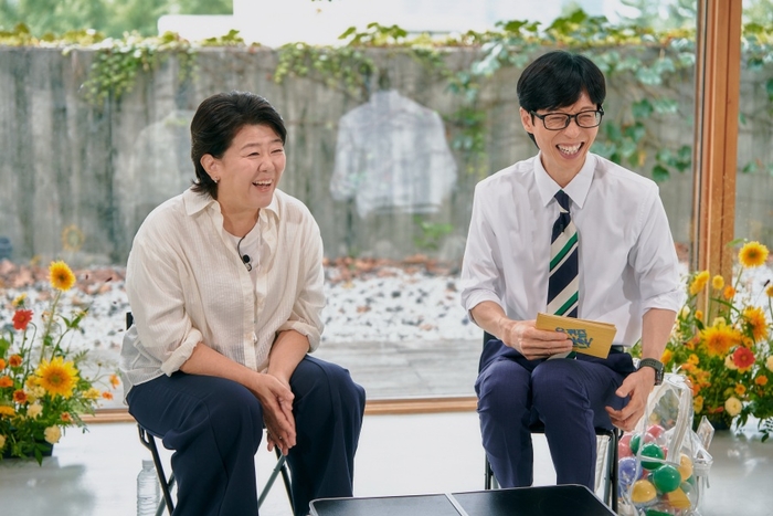 신하균·지진희에 손 벌렸던 <b>이정은</b>, 13년 빚더미 딛고 세계를 품기까지...