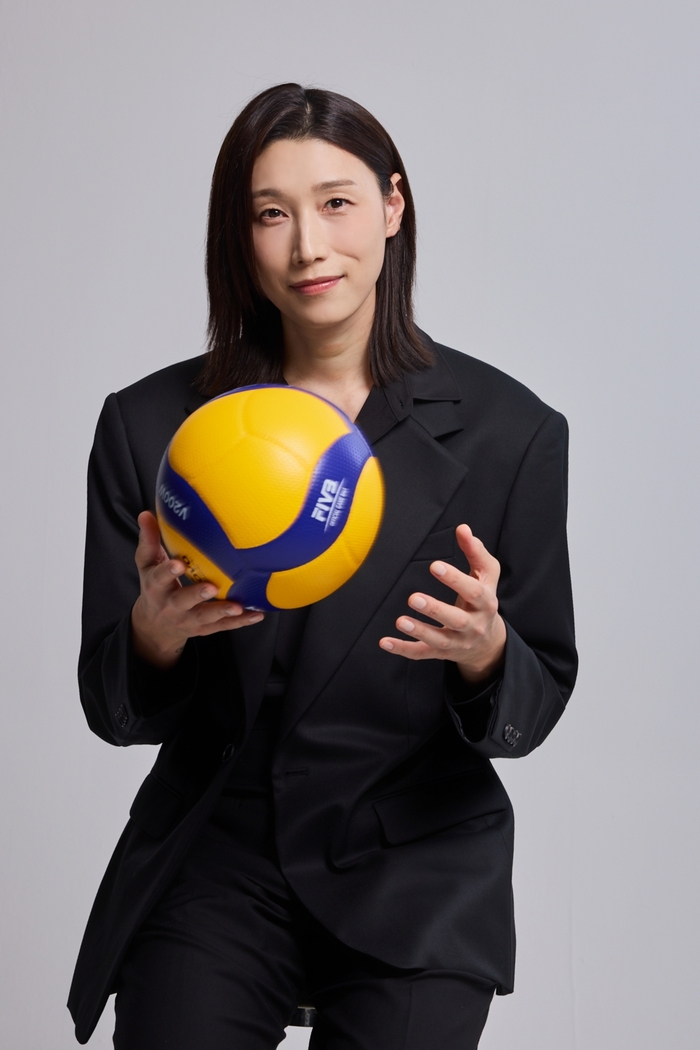 <b>김연경 원더독스</b>, 진짜 프로팀 되나…기업 러브콜에 KOVO 자문까지