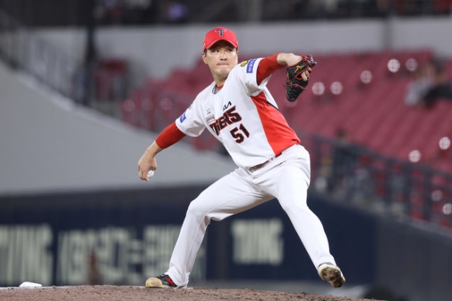 KIA 전상현이 30일 광주-기아 챔피언스 필드에서 열린 2026 KBO리그 정규시즌 KT와 경기에서 역투하고 있다. 사진 | KIA 타이거즈