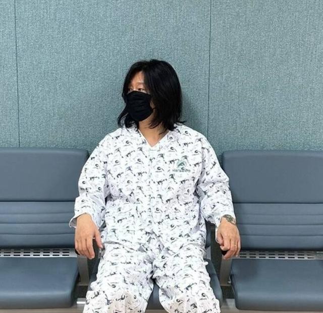 "암 진단 후 혼자 울어" <b>윤도현</b>이 뒤늦게 투병 사실 고백한 이유