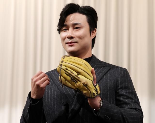 <b>김하성</b> 폭행의혹 목격 프로선수 참고인 조사... 대질신문도 검토