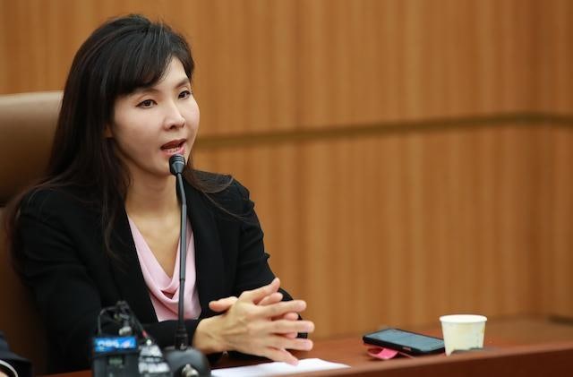 '미투' <b>서지현</b> 전 <b>검사</b>, <b>안태근</b>·국가 상대 소송 최종 패소