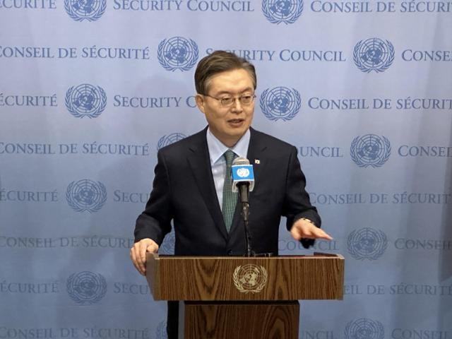 황준국 <b>유엔대사</b> “북한, <b>우크라</b>이나를 핵<b>미사일</b> 실험장으로 이용”