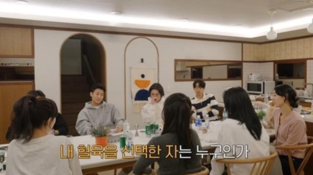 '연애남매'는 남매들이 모여 각자의 연인을 찾는 독특한 연애 리얼리티 프로그램이다. JTBC 영상 캡처