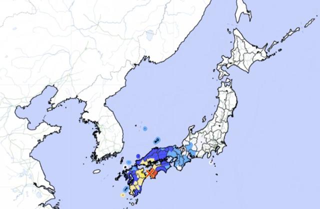 17일 오후 11시 14분쯤 일본 규슈 오이타현 시코쿠 에히메현 사이 분고스이도에서 규모 6.6 지진이 발생했다. 일본 기상청 홈페이지 캡처