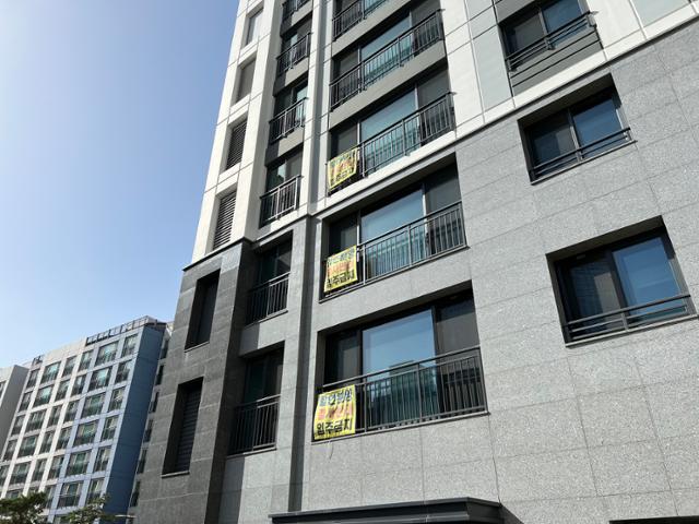 분양가 끝없이 올리더니…미분양 1년 만에 7만 가구 돌파