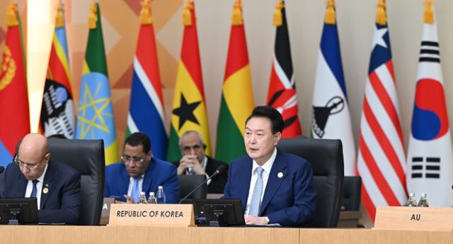 President Yoon Suk-yeol is delivering an opening speech at the 2024 Korea-Africa Summit held in Goyang, Gyeonggi Province, on the 4th. Provided by the Blue House