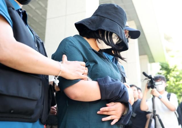 [속보] 46회 반성문 쓴 '또래 <b>살인</b>' <b>정유정</b>, <b>무기징역</b> 확정