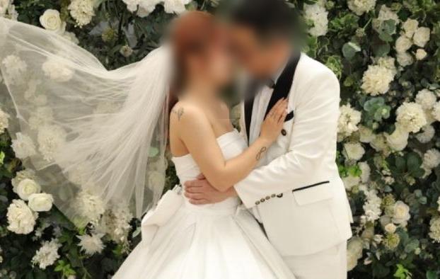 한국인 남성 A씨가 8일 온라인 커뮤니티 '보배드림'에 가출한 자신의 베트남 아내를 공개수배했다. 보배드림 캡처