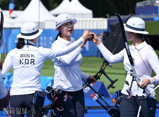 '세계 최강' 여자 양궁... <b>올림픽 10연패 신화</b>