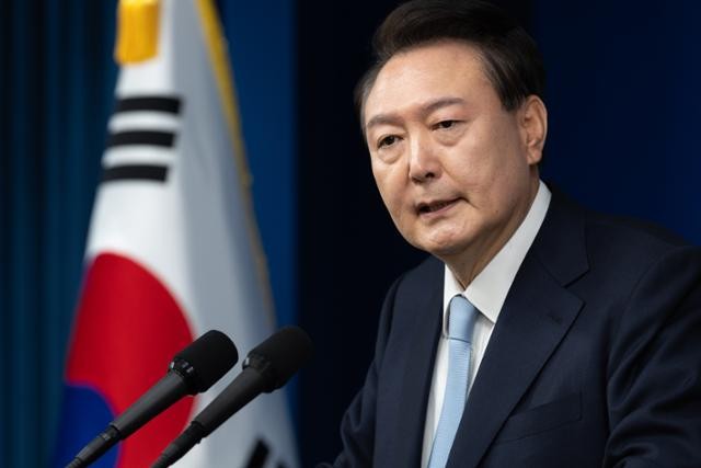 尹<b>정부</b> 국민<b>연금 개혁안</b> '보험료율 13%+소득대체율 42%'