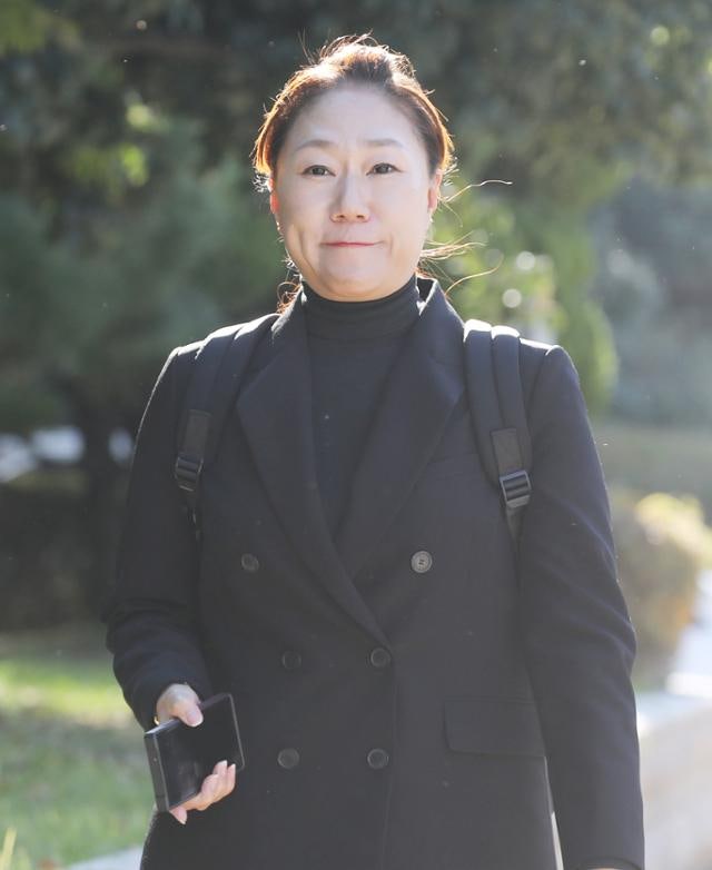 강혜경 <b>검찰</b> 출석... "<b>명태균</b>, 尹 당선 도우면 공천 문제없다 말해"