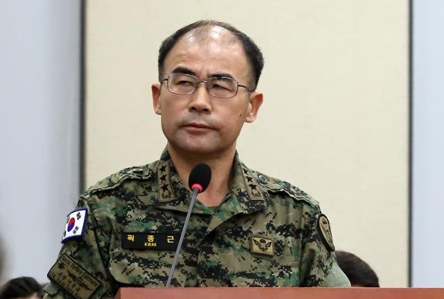[단독] 공수처, 곽종근 전 특전사령관 출장<b>조사</b>…대령급 軍 간부 줄소환
