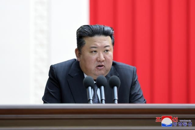 <b>북한</b>, <b>트럼프</b> 첫 공식 <b>비난</b>..."'불량국가' 언급 강력대응"