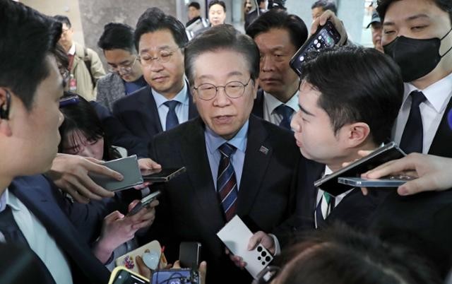 野 "내란수괴 석방이 웬 말이냐... 탄핵 심판과는 무관" 확대해석 경계