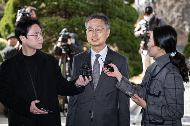 [사설] 탄핵 줄기각… 민주당은 '정치 탄핵' 멈춰야