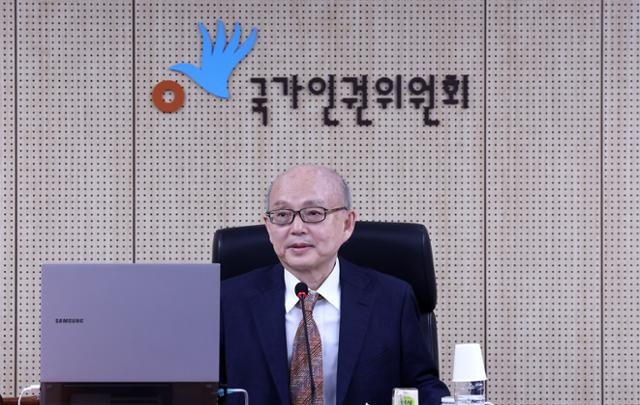 [36.5˚C] 인권위, 뒷걸음질 멈출 때 됐다