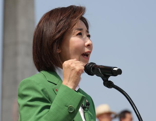 나경원 "체제 전쟁" 외치며 출마 선언... 김문수·한동훈·안철수는 경선 준비 잰걸음