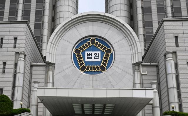 [단독] 정부, '고문 수사관' 고병천 상대 소송서 1심 승소→2심 패소… 왜?