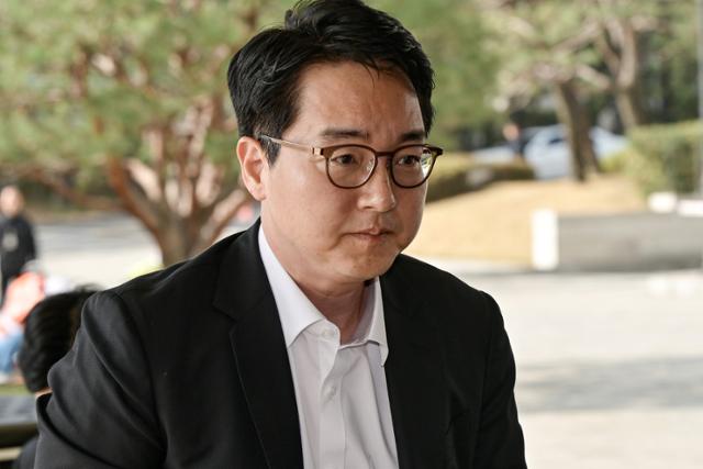 심우정 검찰총장이 지난달 16일 서울 서초구 대검찰청으로 출근하고 있다. 하상윤 기자