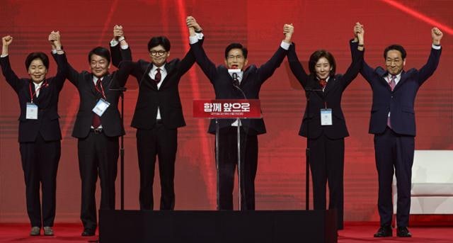 '김문수 <b>선대</b>위'에 <b>한동훈</b>·<b>안철수</b>·<b>나경원</b>·양향자 공동<b>선대위원장</b>... ...