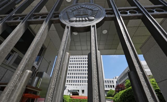 판사들, '이재명 판결' 대법원에 공개 비판 계속… 조희대 사퇴 요구도