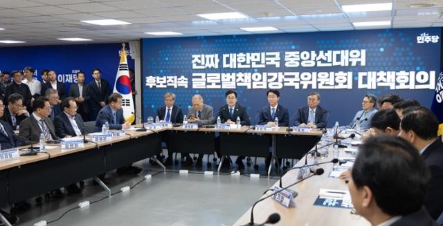 이재명 "北, 미사일 도발은 명백한 오판…대화의 장으로 나와야"