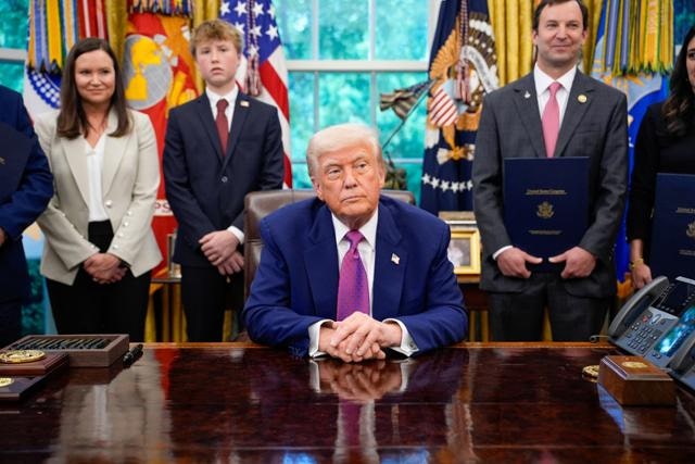 '24시간 내 종전' 자신했는데... "트럼프, 협상 지지부진에 좌절"