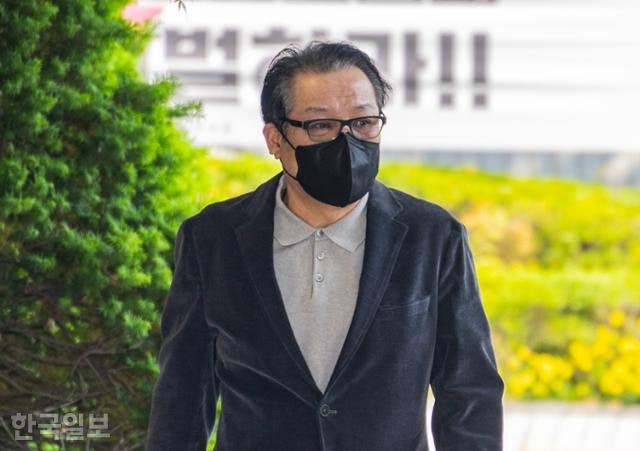 [단독] 검찰, '<b>건진법사</b>' 재차 소환… '김건희에 부정<b>청탁 의혹</b>' 추궁