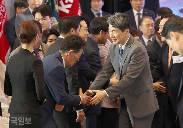 <b>중소기업</b>인대회 개최... 에스씨엘·신도 금탑산업훈장 수상