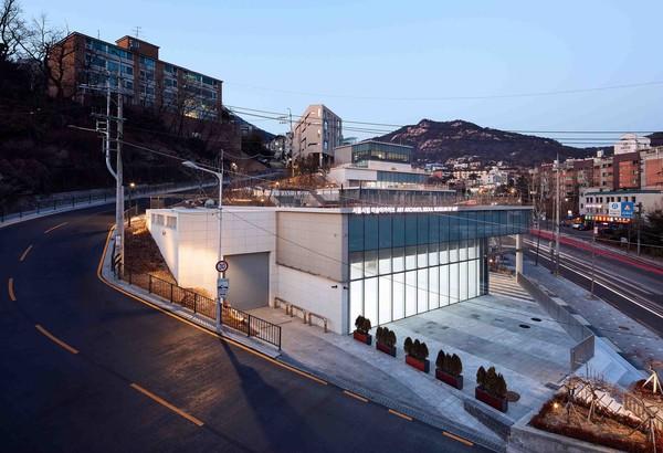 서울 종로구 평창동에 위치한 서울시립 미술아카이브. 서울시립미술관 제공