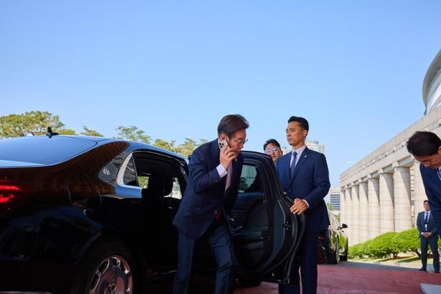 [속보] 李 대통령, 한남동 관저 사용... 청와대로 이전할 때까지