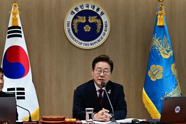 [단독] '일방 처리' 선 그은 李 대통령, 대법관 증원 속도전 직접 막았다