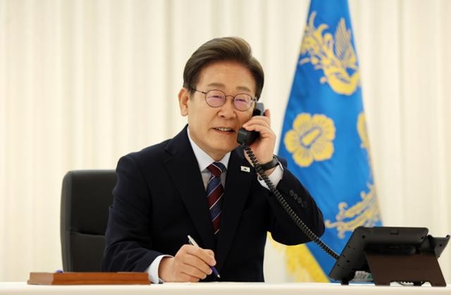 이 대통령, <b>G7 정상회의</b> 초청 받아 참석… <b>첫</b> 국제 무대 <b>데뷔</b>