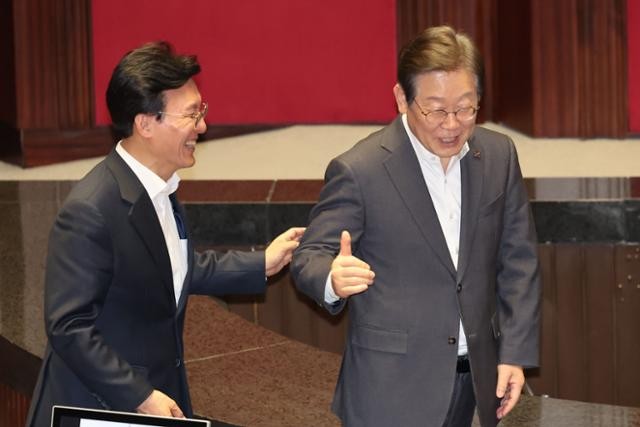 李 대통령 변호인이 헌법재판관 후보?... "삼권분립 위협 인사 철회하라"