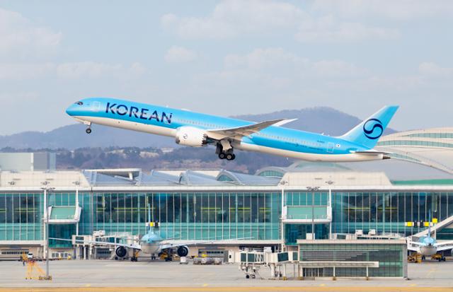 대한항공 HL8815편. 대한항공 제공