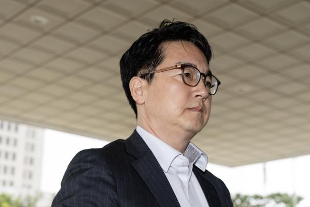 尹 정부 때 검찰총장에 첫 <b>비화폰</b> 지급... <b>심우정</b>-김주현 <b>통화 논란</b>