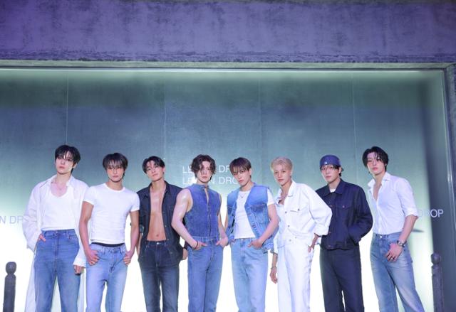 <b>에이티즈</b> 신보, 美 '<b>빌보드 200</b>' 2위... 7연속 톱7