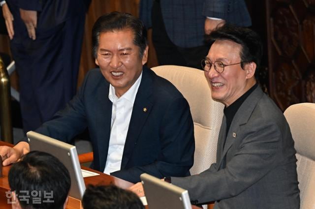 검찰, <b>김민석</b> '<b>재산</b> 사건' 경찰로 넘겨... "직접수사 개시 자제"