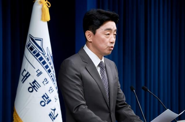 李대통령과 경기지사 시절 인연 <b>김희수</b> 변호사, <b>국정원 기조실장</b>에