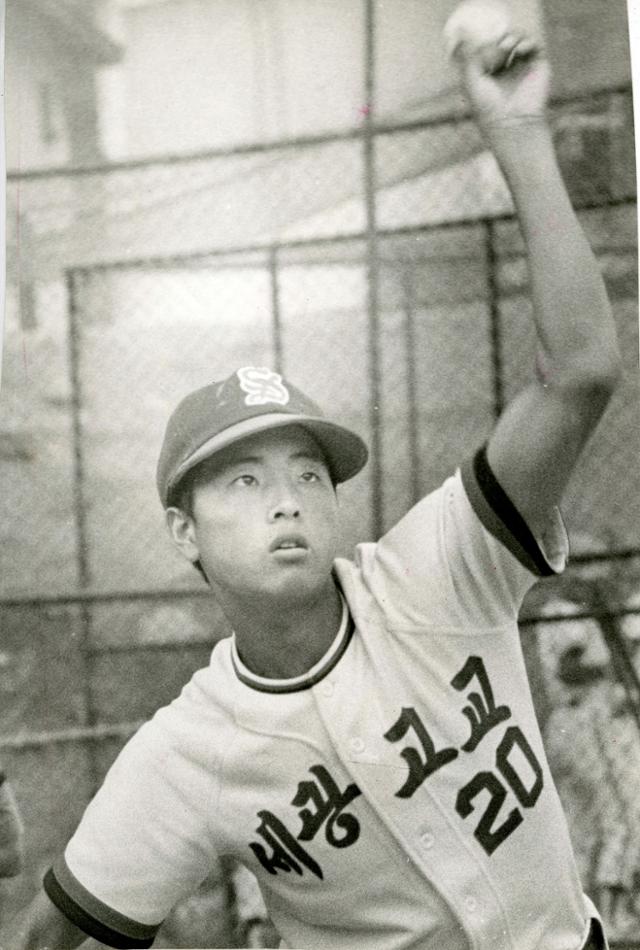 청주 세광고 시절의 송진우. 한국일보 자료사진