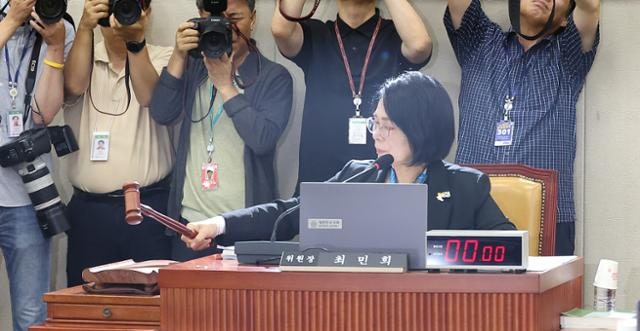 방송 3법 신호탄 '거부권 법안' 몰아치는 민주... 협치 정국 흐려지나