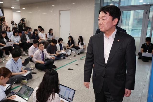 혁신위 무산에 국힘 계파 갈등 전면전... 쇄신은커녕 당권 싸움만