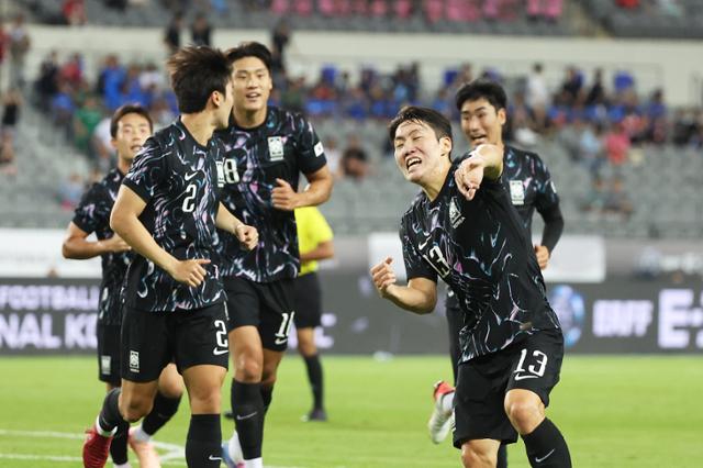 <b>홍명보호</b>, 홍콩 '밀집 수비' 고전 끝에 2-0 승리