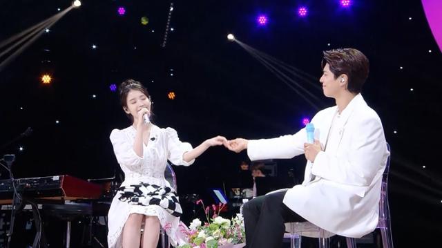 '<b>박보검</b>의 <b>칸타빌레</b>', 오늘(1일) <b>종영</b>… <b>박보검</b>, 아이유 등장에 눈물