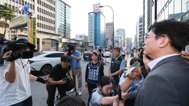 [메아리] 장기농성장 찾은 김영훈 고용부 장관