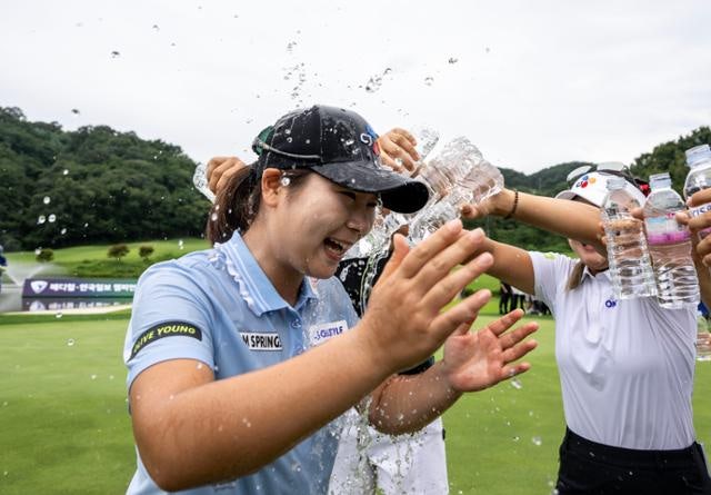 [뉴스룸에서] 불안과 공포를 딛고 쓴 신기록